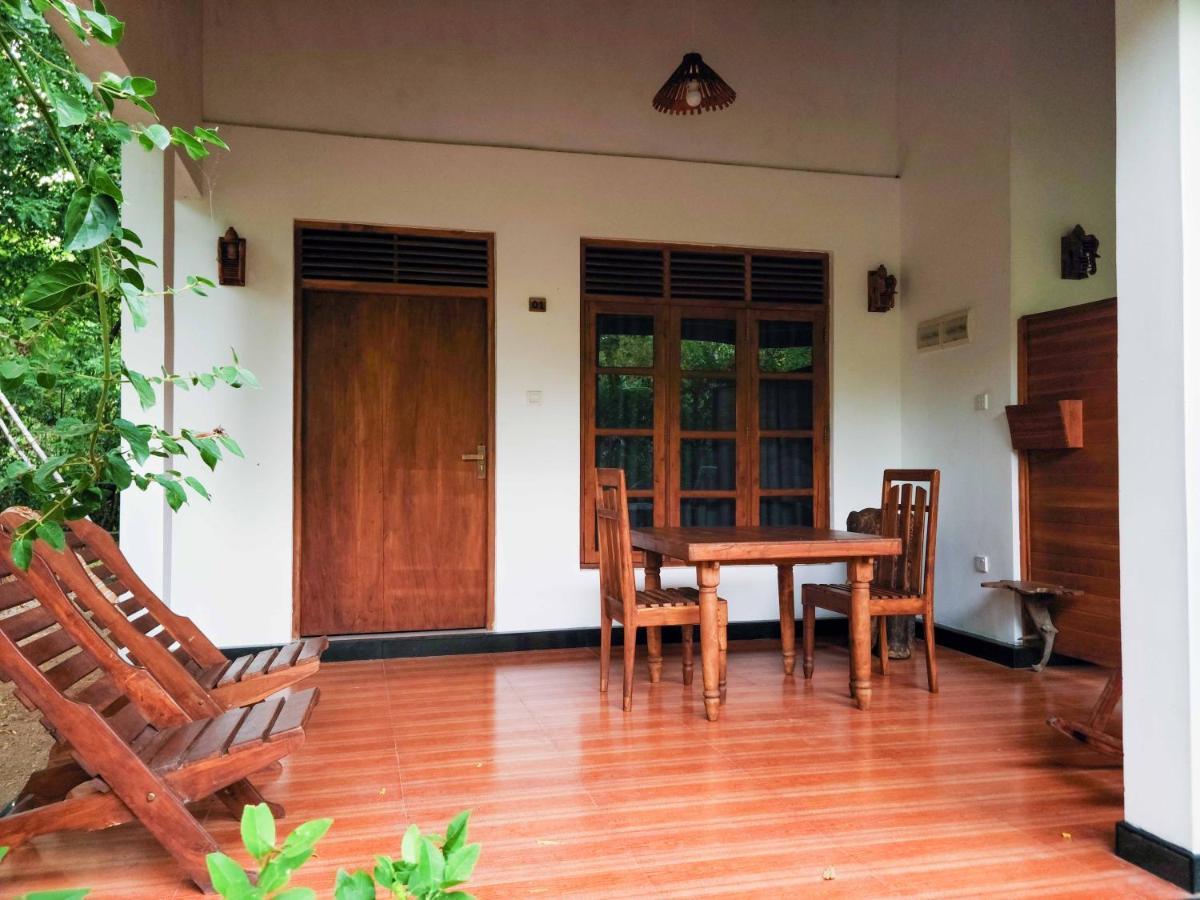 Woodholic Homestay Sigiriya Exterior photo