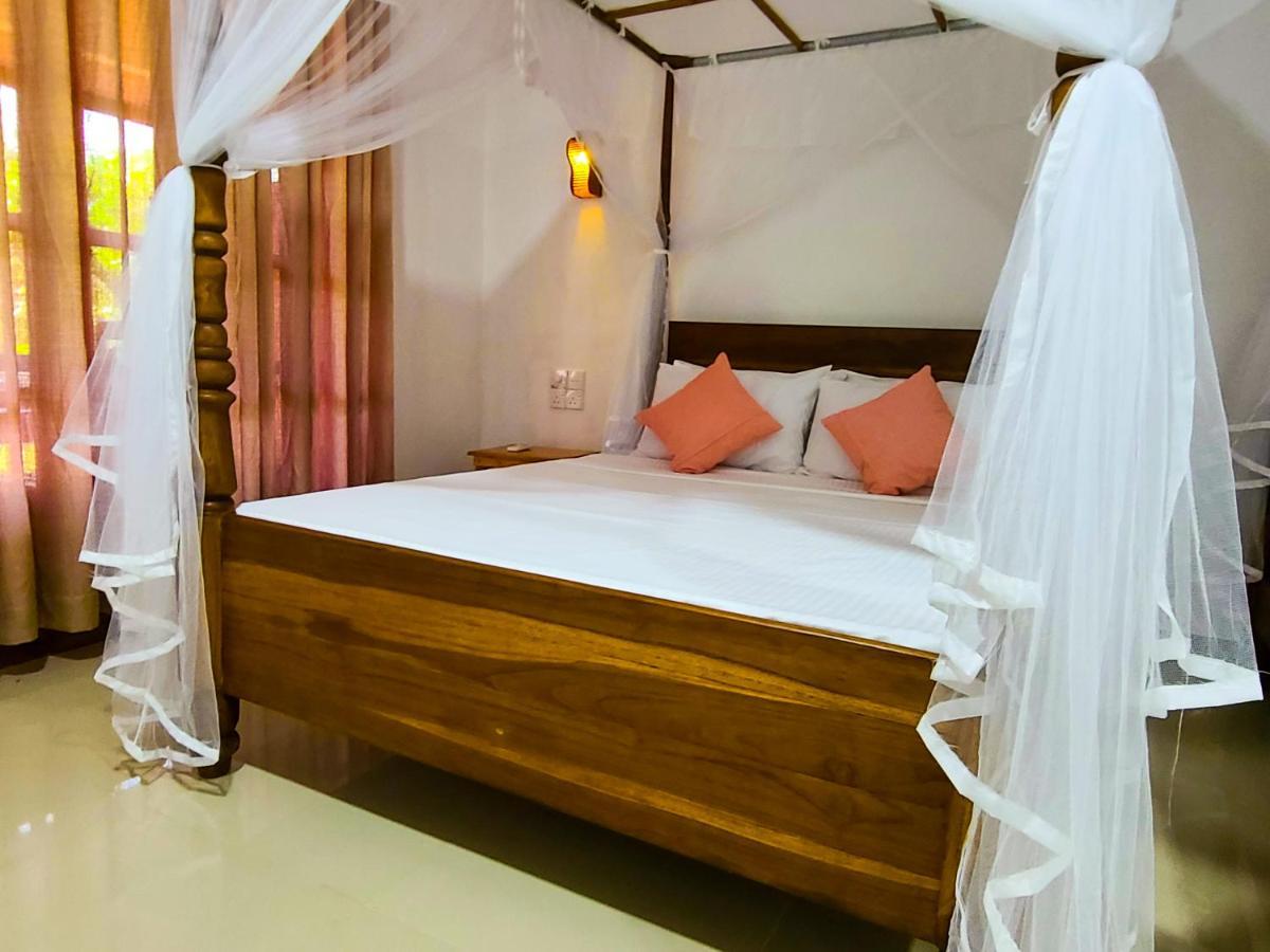Woodholic Homestay Sigiriya Exterior photo