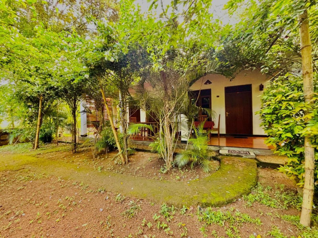 Woodholic Homestay Sigiriya Exterior photo